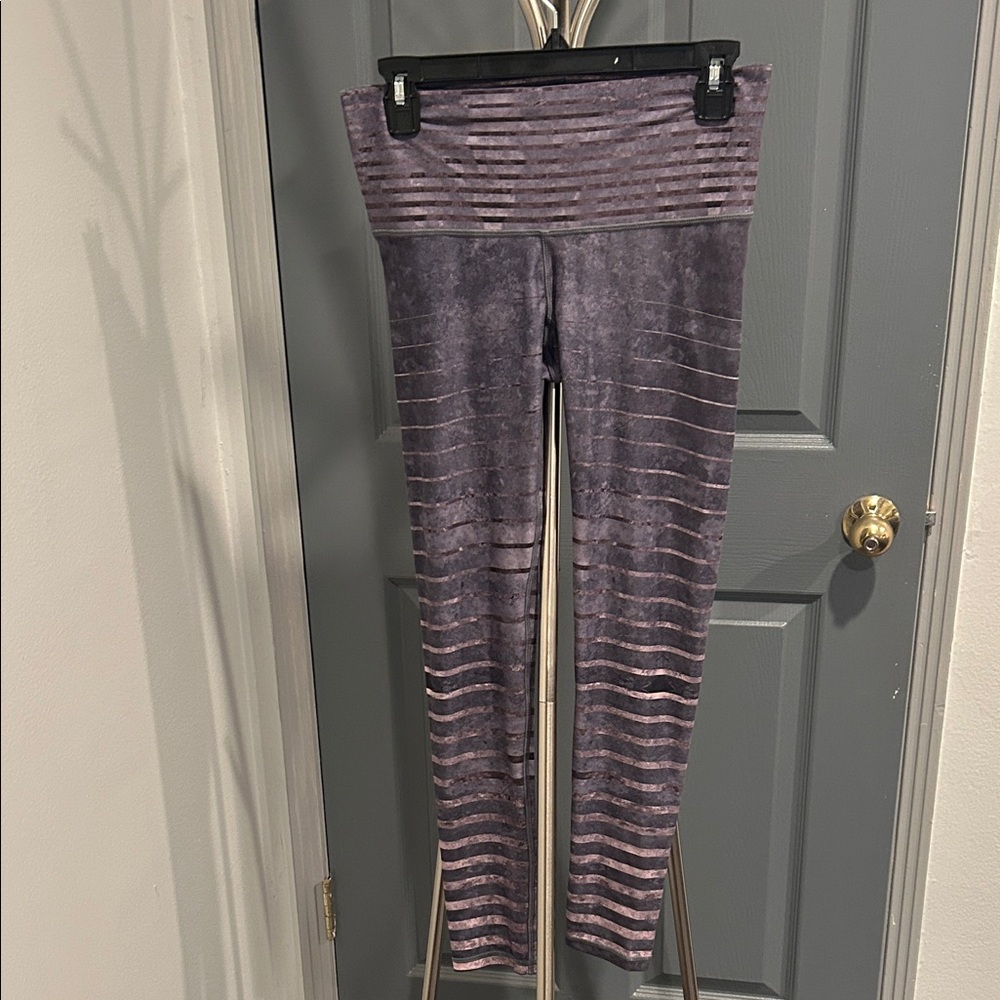 Niyama Sol Purple tones in excellent condition.